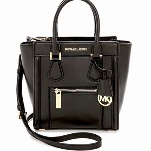 Micheal Kors Black Colette Messenger Crossbody bag